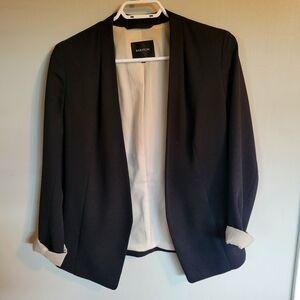 Black Babaton collar-less blazer